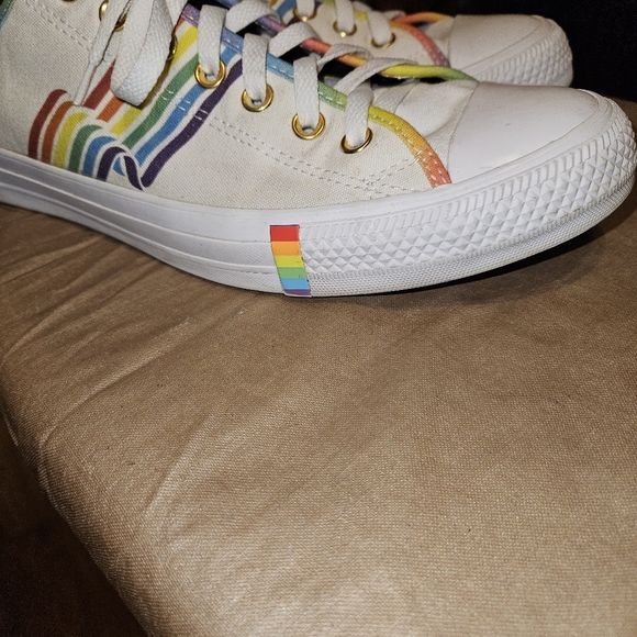 Converse Chuck Taylor All Star Pride Rainbow Shoes Size 11.5 men 13.5 women - Picture 4 of 9